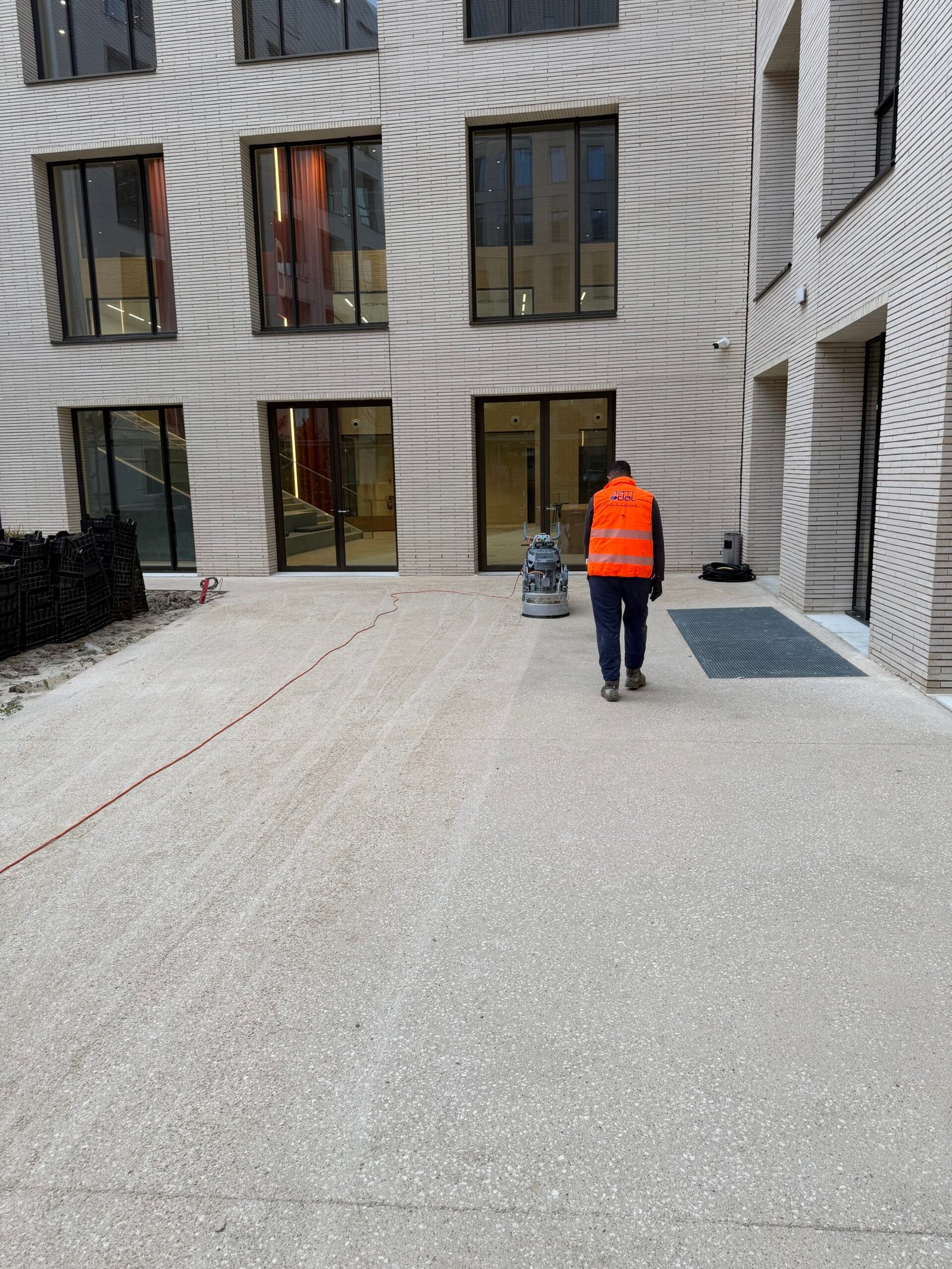 Terrasse en béton désactivé décoratif en Île-de-France